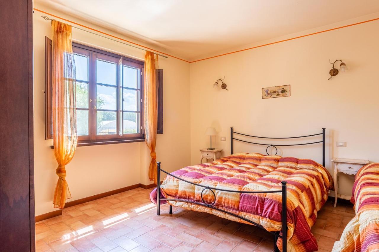 Casolare Dei Fiori - Mughetto Villa Montecarlo Exterior foto