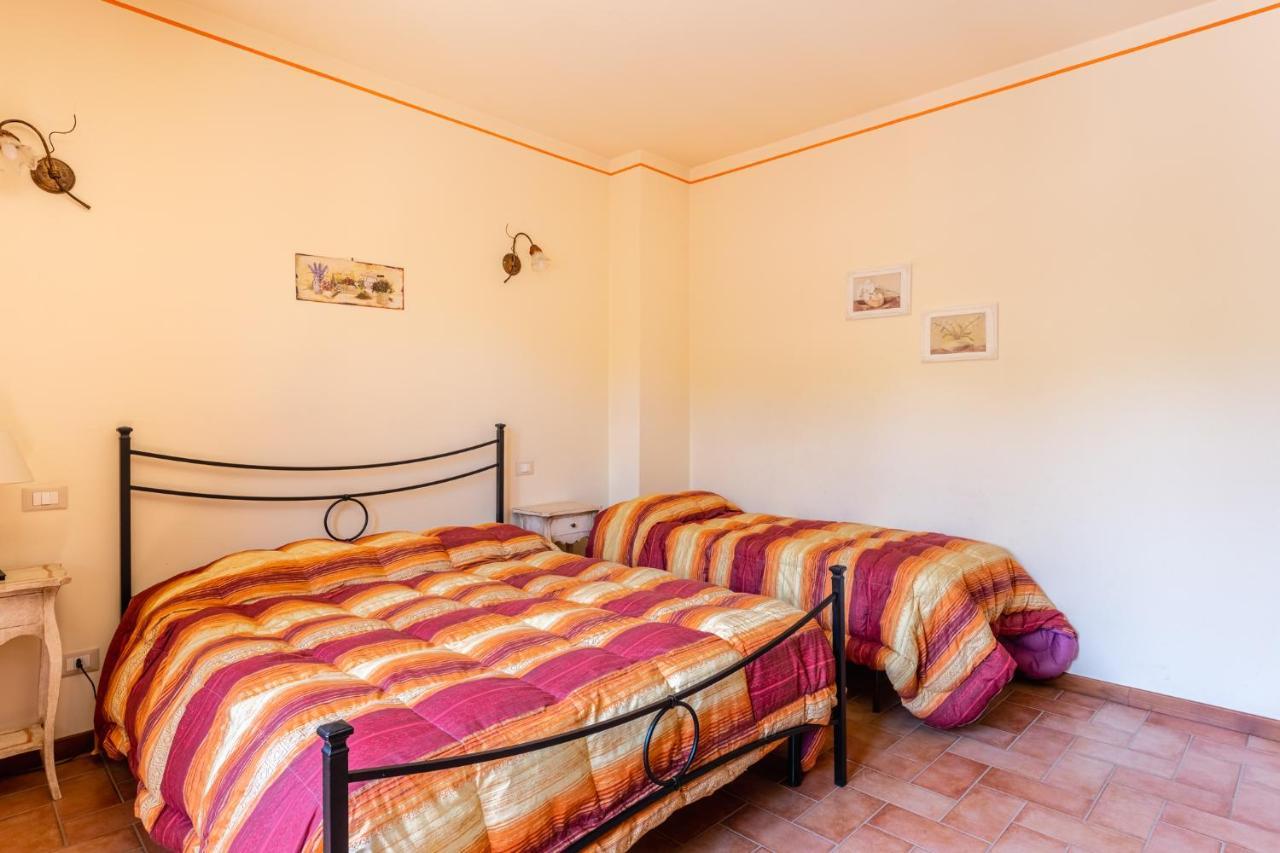 Casolare Dei Fiori - Mughetto Villa Montecarlo Exterior foto