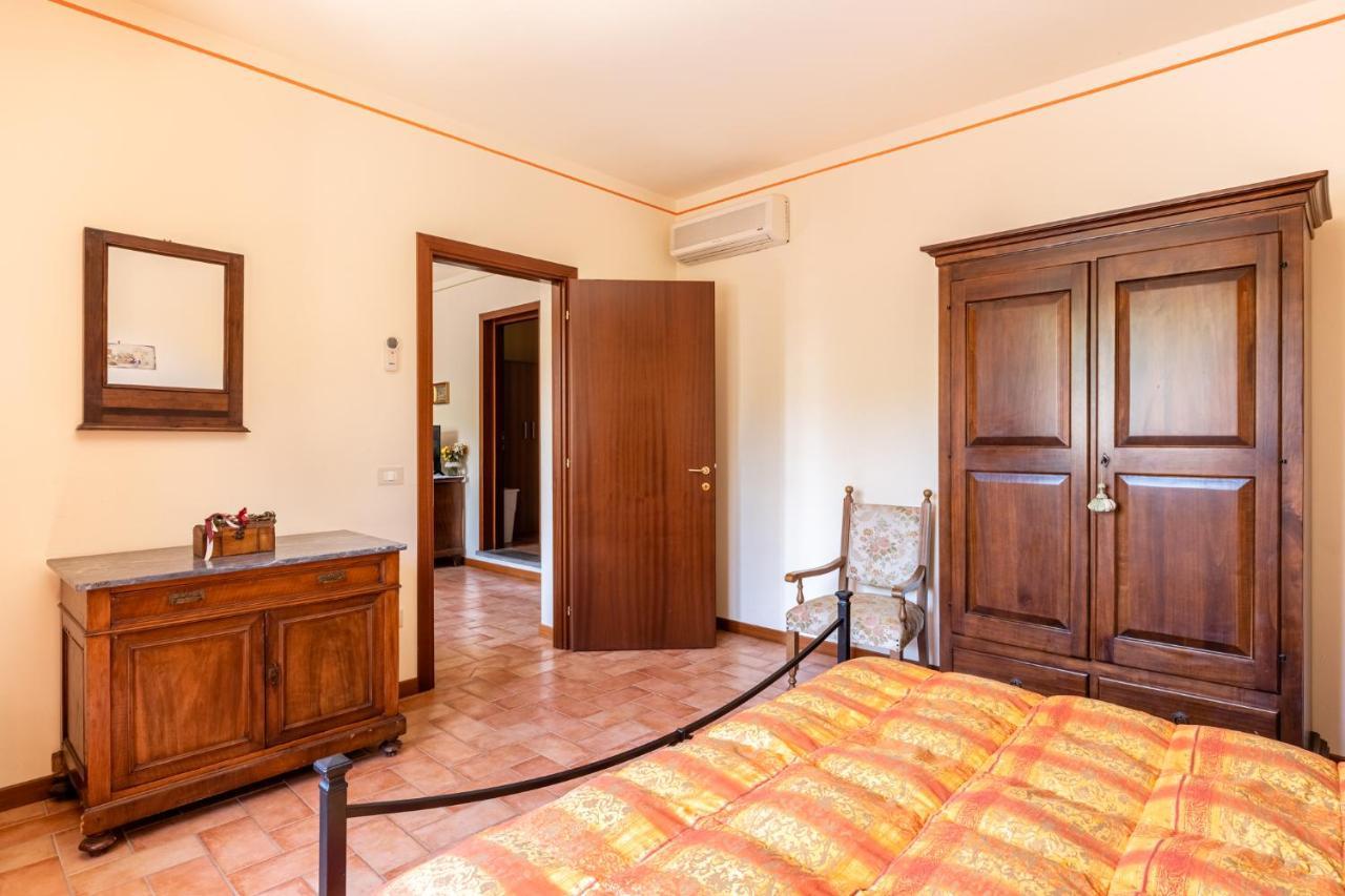 Casolare Dei Fiori - Mughetto Villa Montecarlo Exterior foto